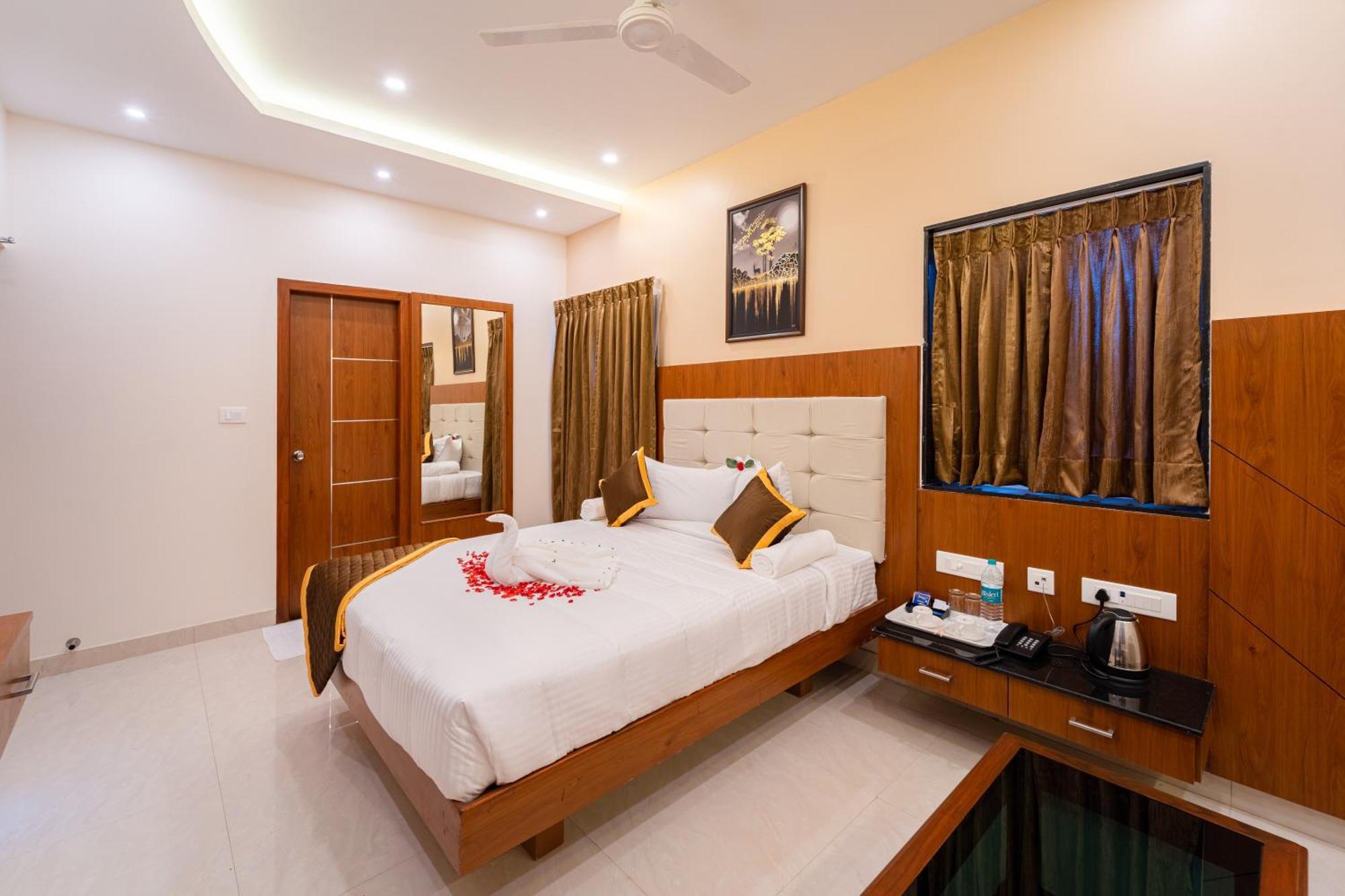Welcome Grand Residency Pondicherry Exterior photo